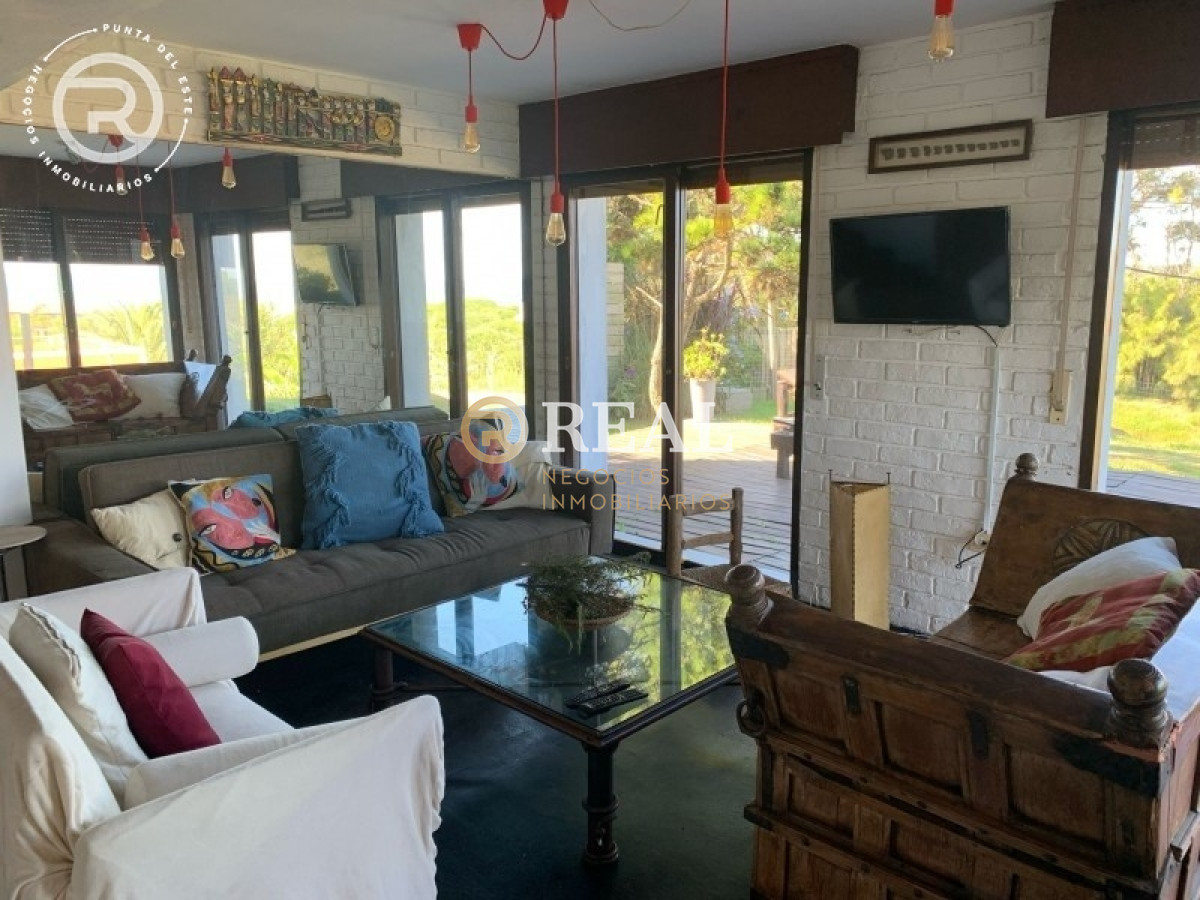 Casa ID.92 - Casa en venta y alquiler en Altos de Punta Piedras