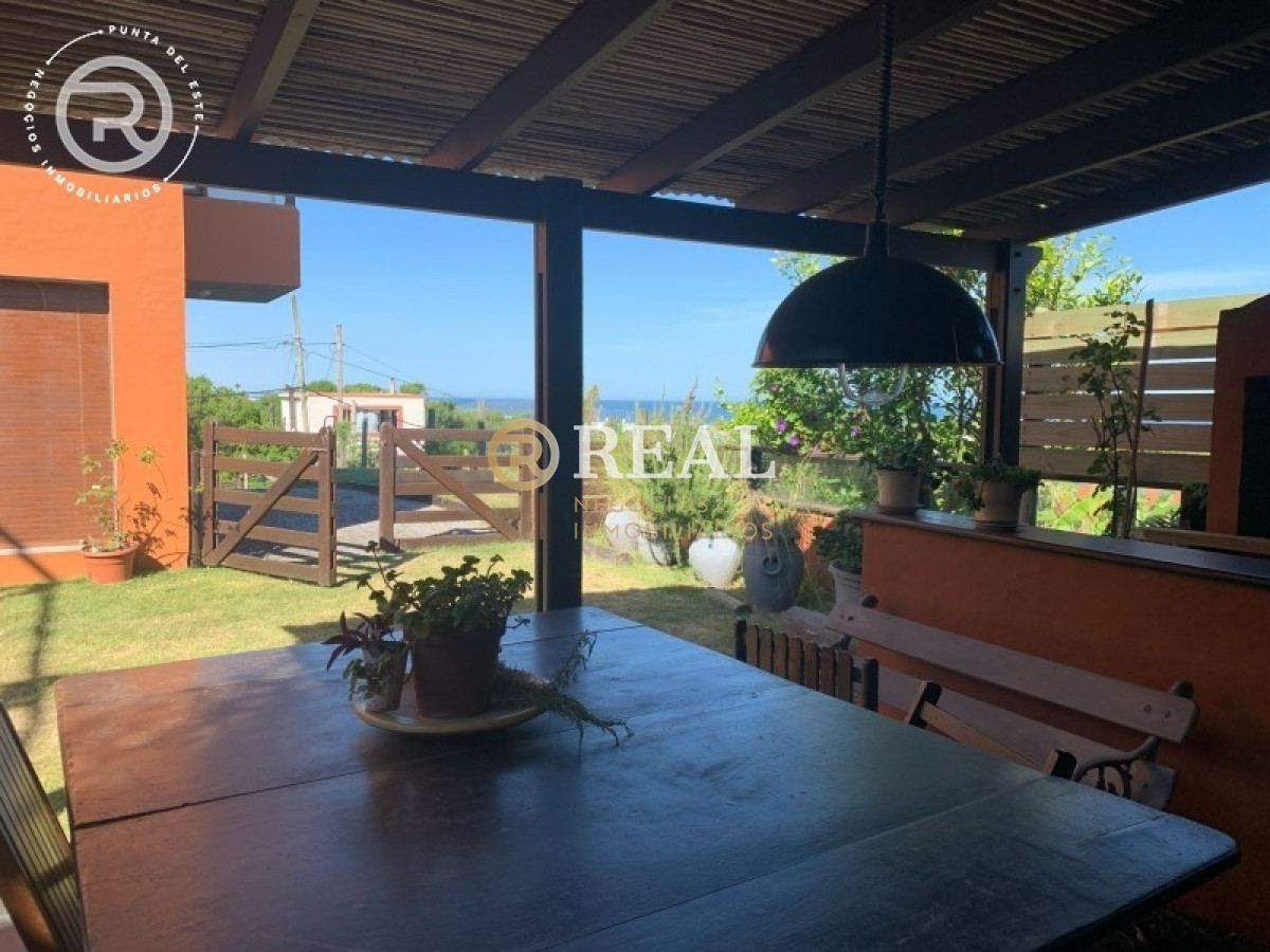 Casa ID.92 - Casa en venta y alquiler en Altos de Punta Piedras