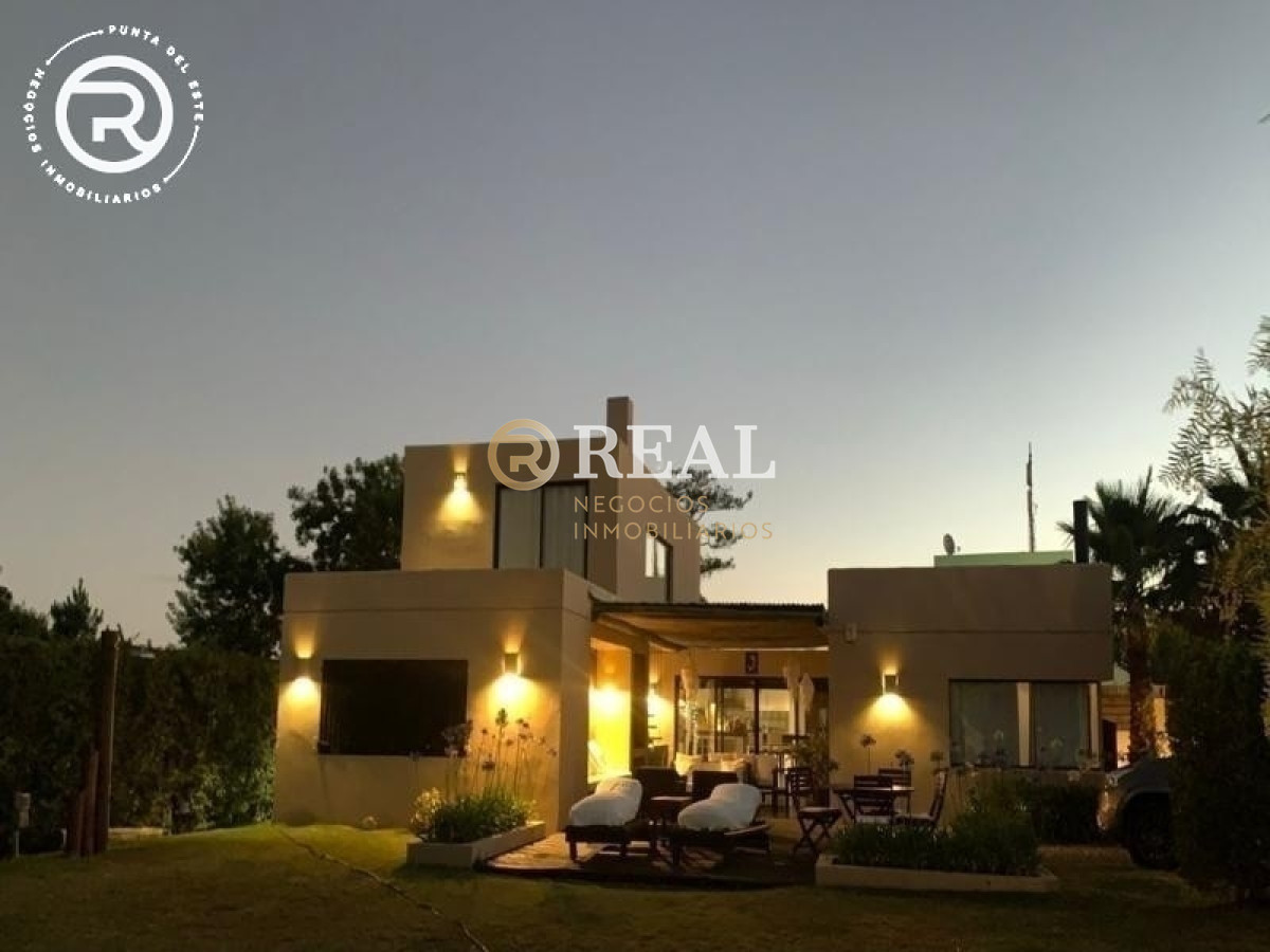 Acogedora y funcional casa en Balneario El Chorro