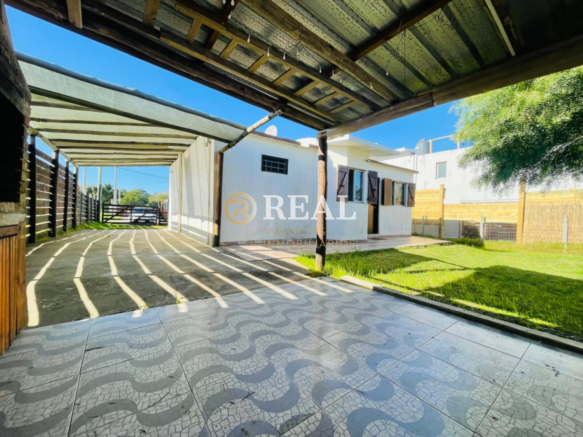 Casa ID.1055 - Casa en venta Balneario Buenos Aires