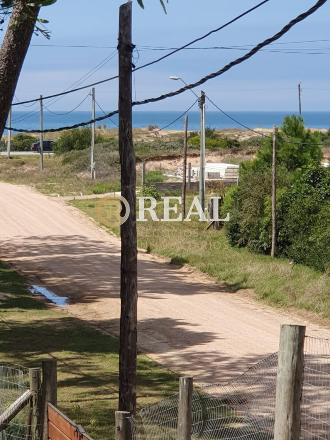 Casa ID.1150 - Casa 2 dormitorios 2 baños a 100 m del Mar 