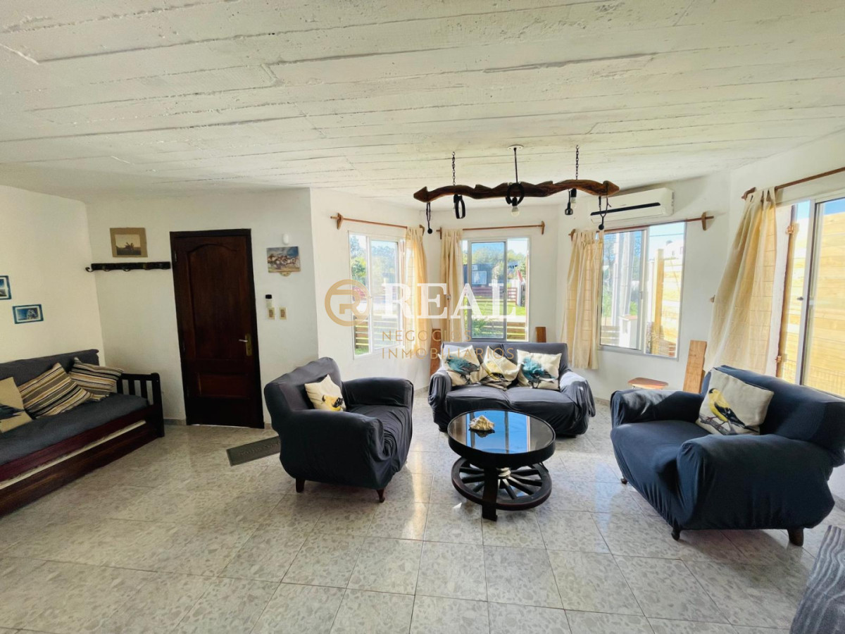 Casa ID.1055 - Casa en venta Balneario Buenos Aires