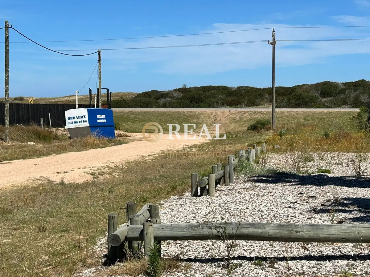 Terreno ID.1094 - Terreno en venta en Santa Mónica