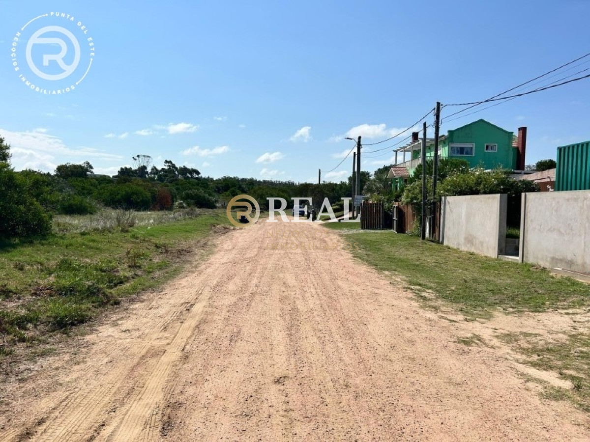 Terreno ID.402 - Se venden tres terrenos a pasos del mar