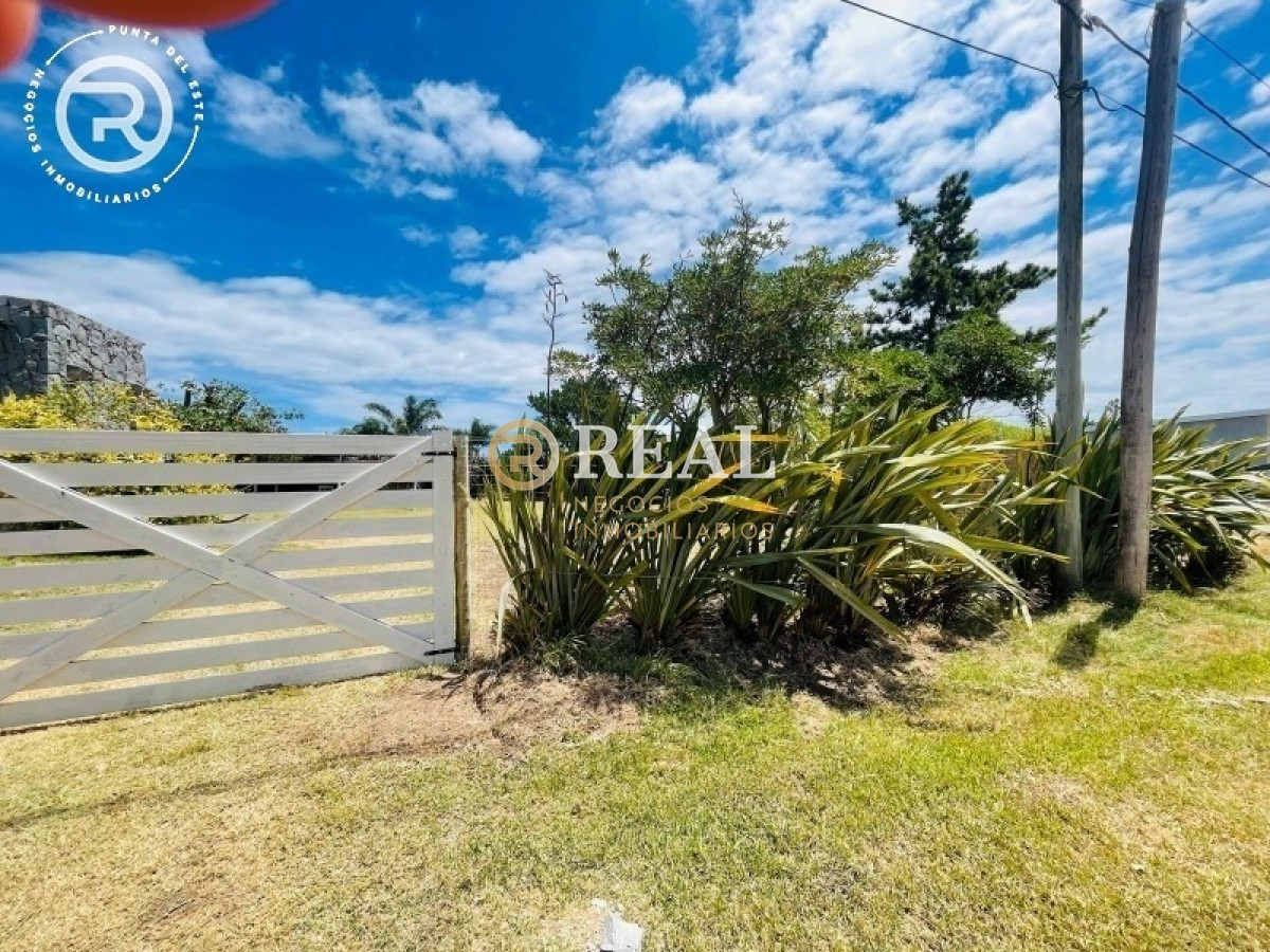 Terreno ID.800 - Terreno en venta en Balnerio Bs As bien ubicado