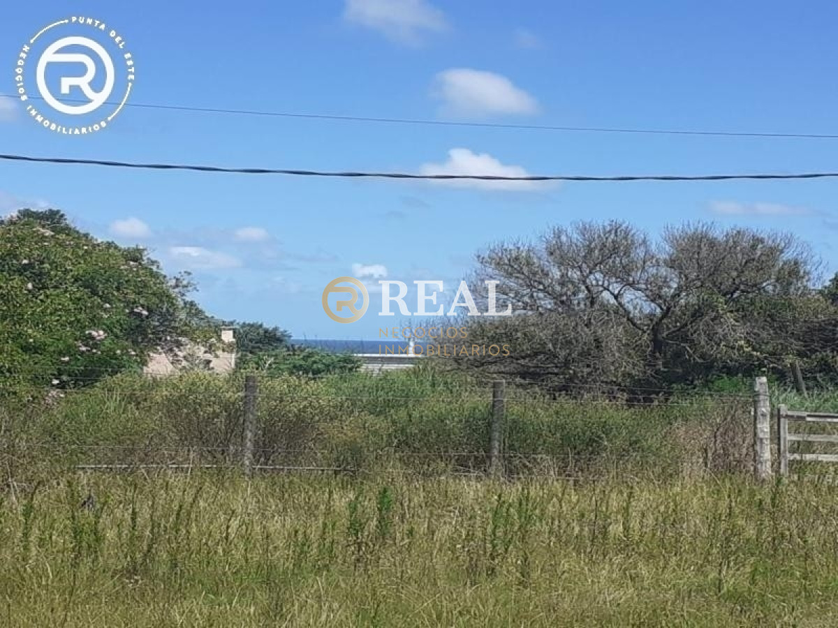 Terreno ID.846 - Terreno con vista al mar, excelente inversión.