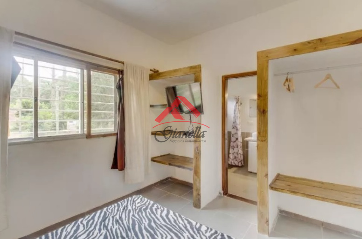 Casa ID.1663 - En complejo cerrado.