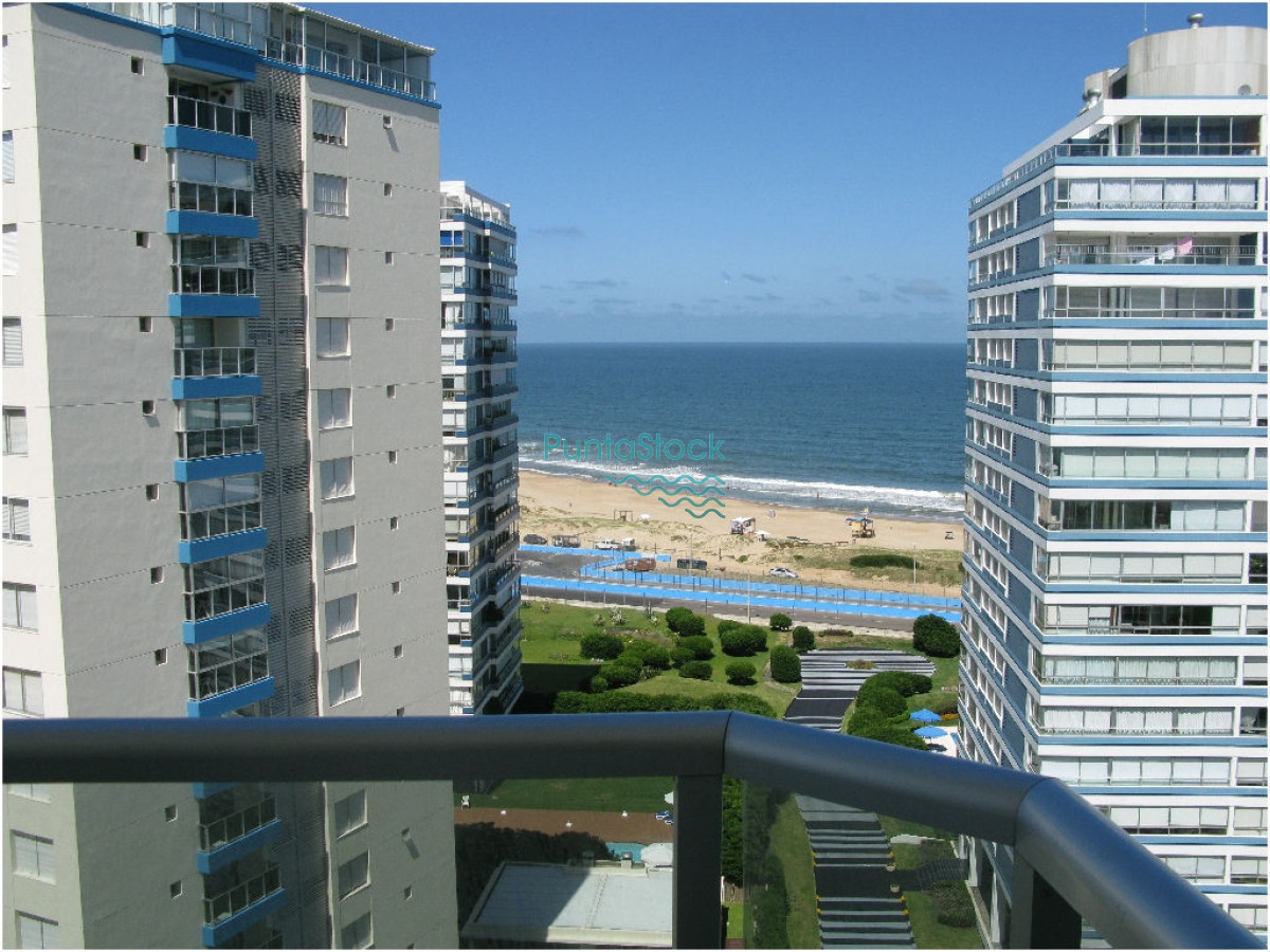 proximo a playa brava - PSK1323A