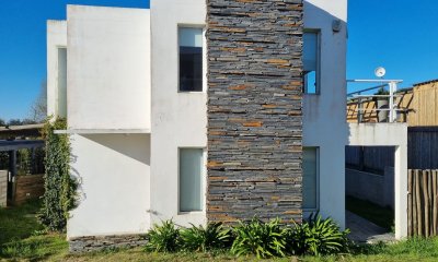 Casa en Altos de Punta Piedras, 3 dormitorios *