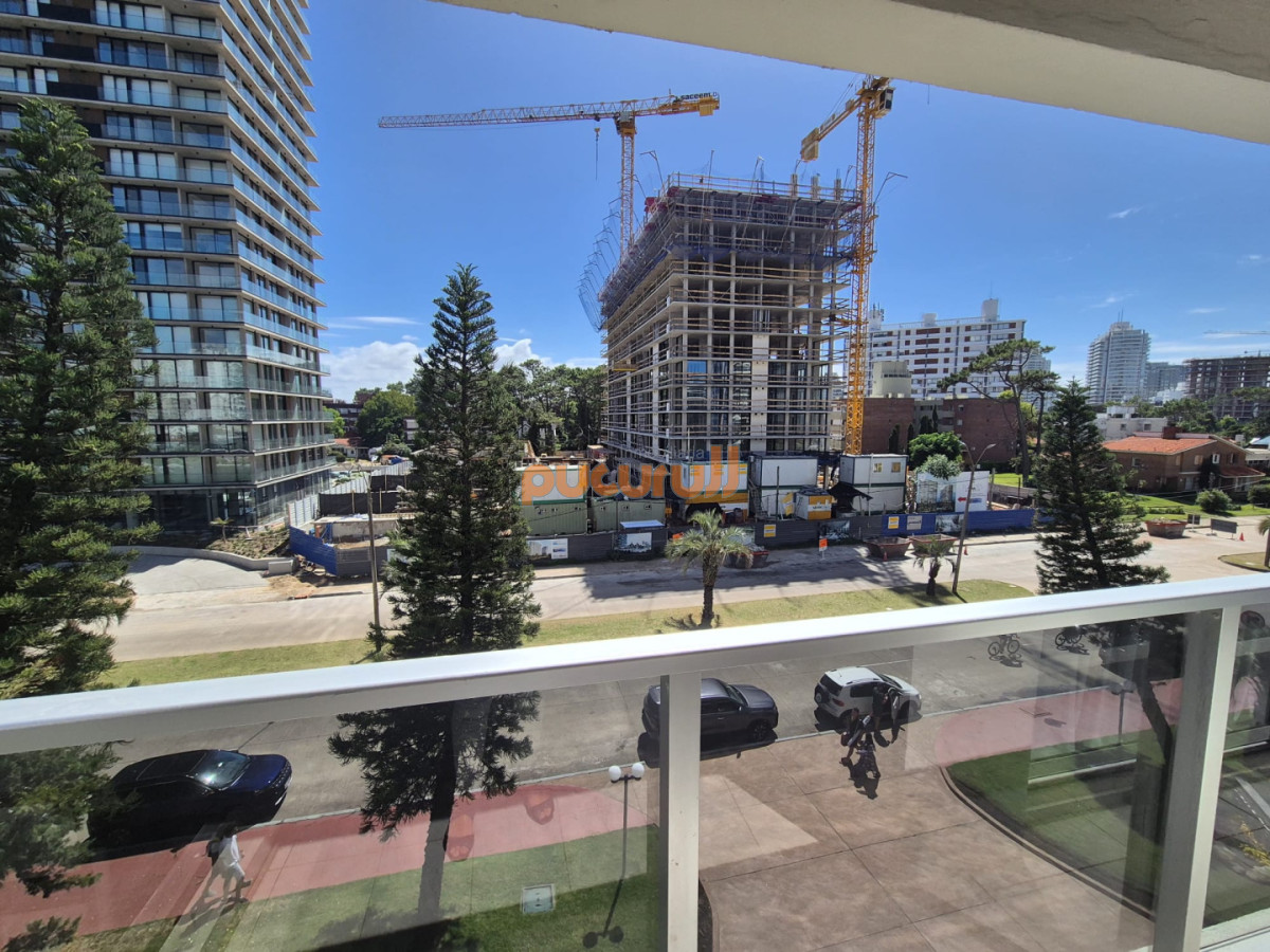 Apartamento ID.2742 - A pasos del mar.