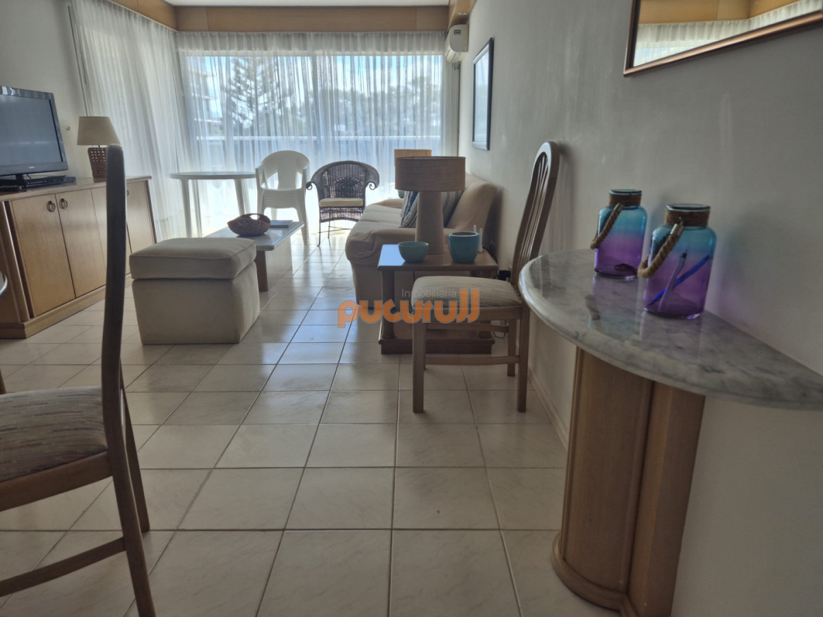 Apartamento ID.2742 - A pasos del mar.