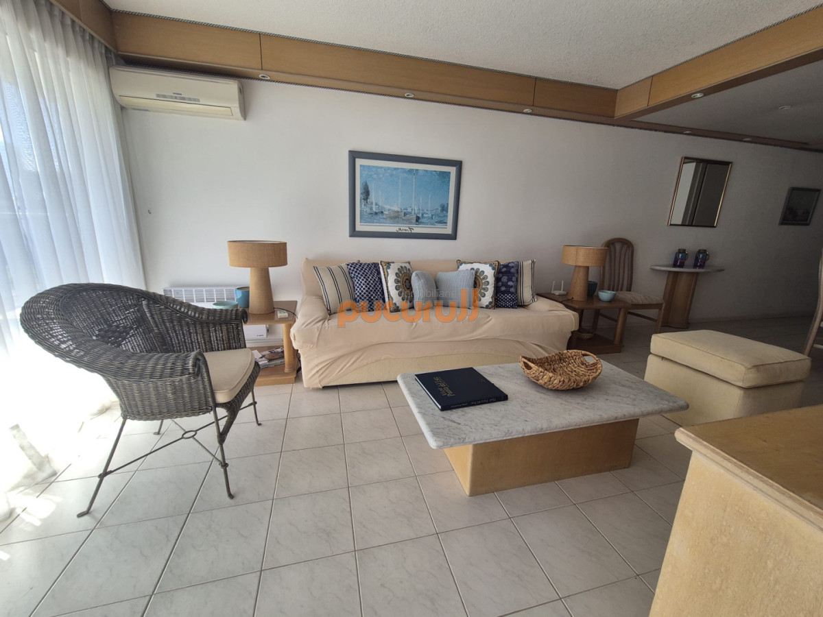 Apartamento ID.2742 - A pasos del mar.