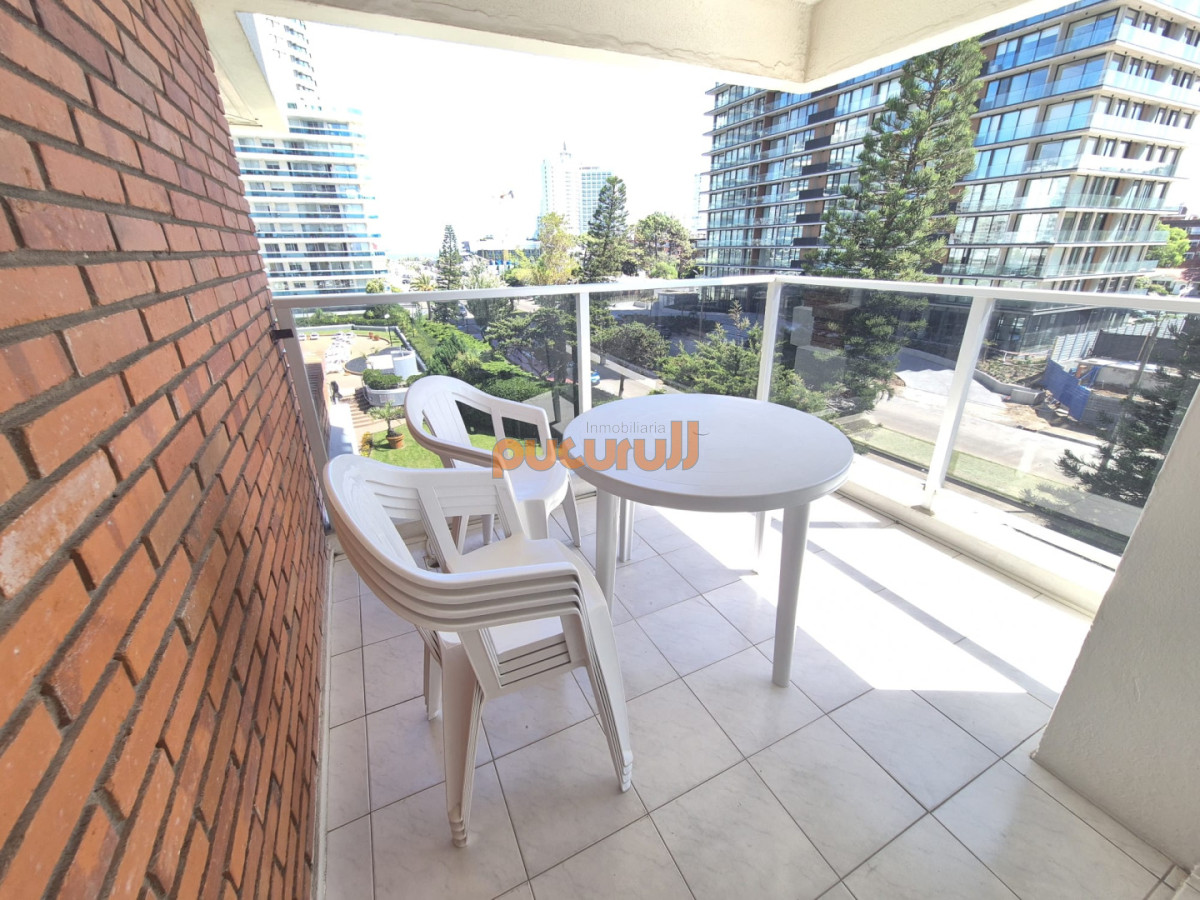 Apartamento ID.2742 - A pasos del mar.