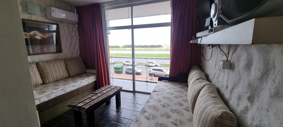 Apartamento ID.2556 - Apartamento en zona playa brava