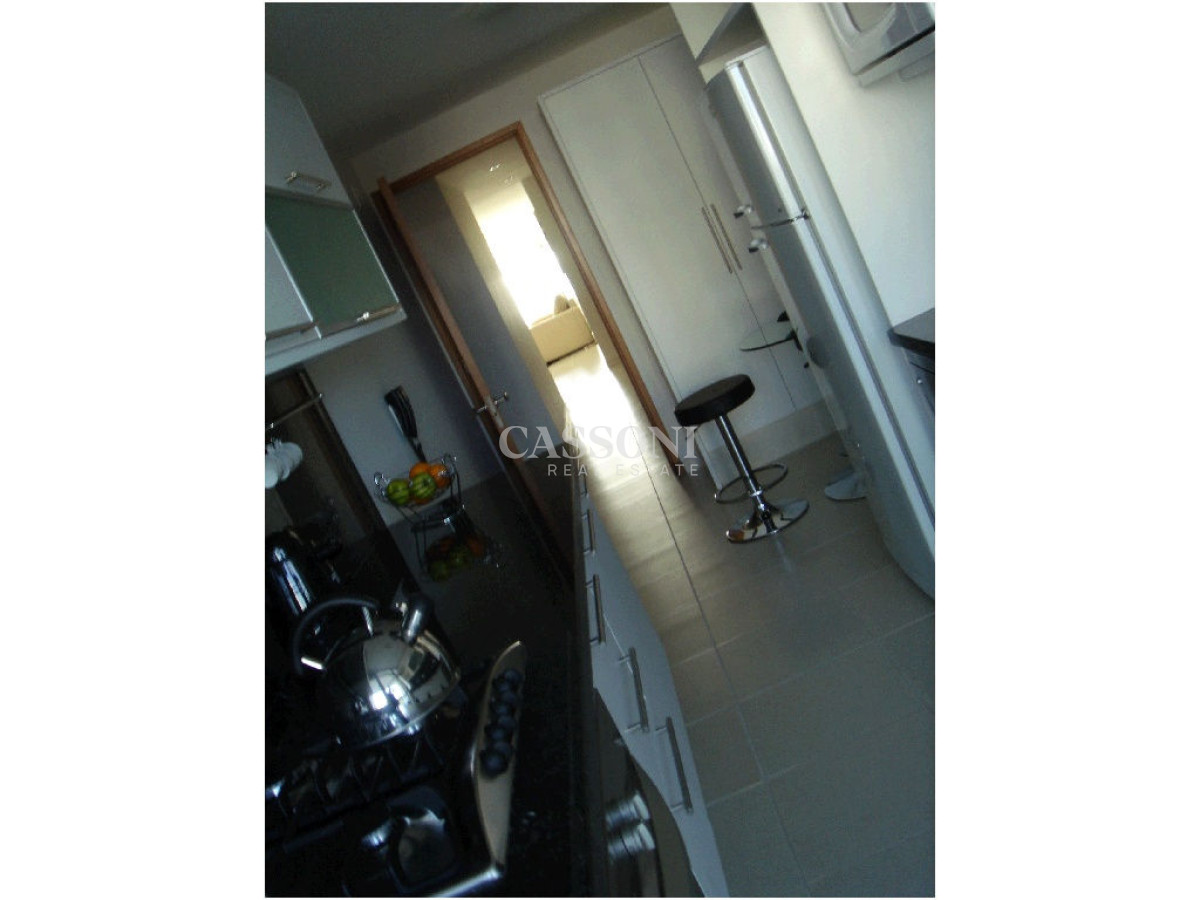 Apartamento ID.3860 - Apartamento en SEASONS TOWER, Mansa, Punta del Este, 2 Dormitorios.