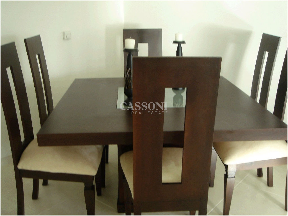Apartamento ID.3860 - Apartamento en SEASONS TOWER, Mansa, Punta del Este, 2 Dormitorios.