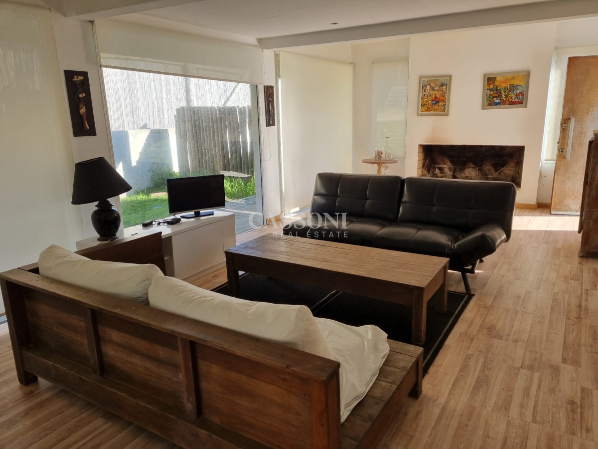Casa ID.1719 - Casa de estilo minimalista próxima al mar.