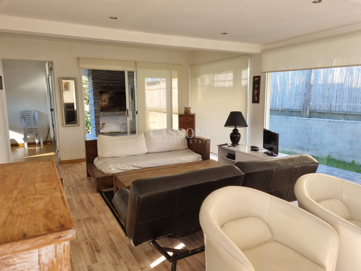 Casa ID.1719 - Casa de estilo minimalista próxima al mar.