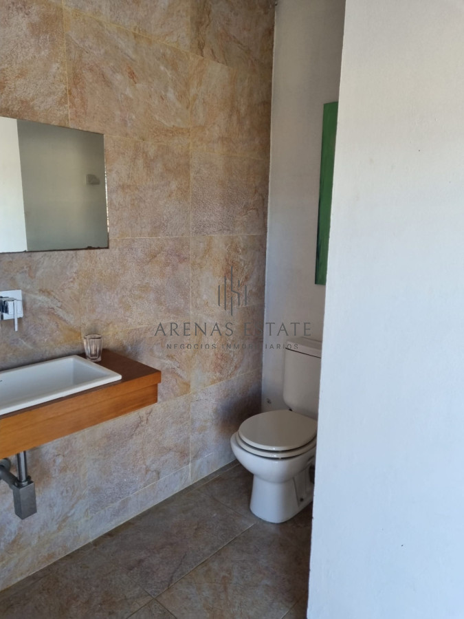 Casa ID.1371 - Casa de estilo minimalista próxima al mar.