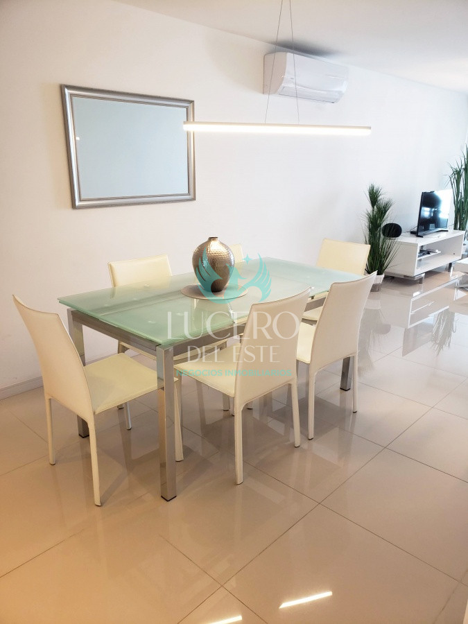Apartamento ID.236 - Vendo apartamento 2 dorm Playa Brava ,