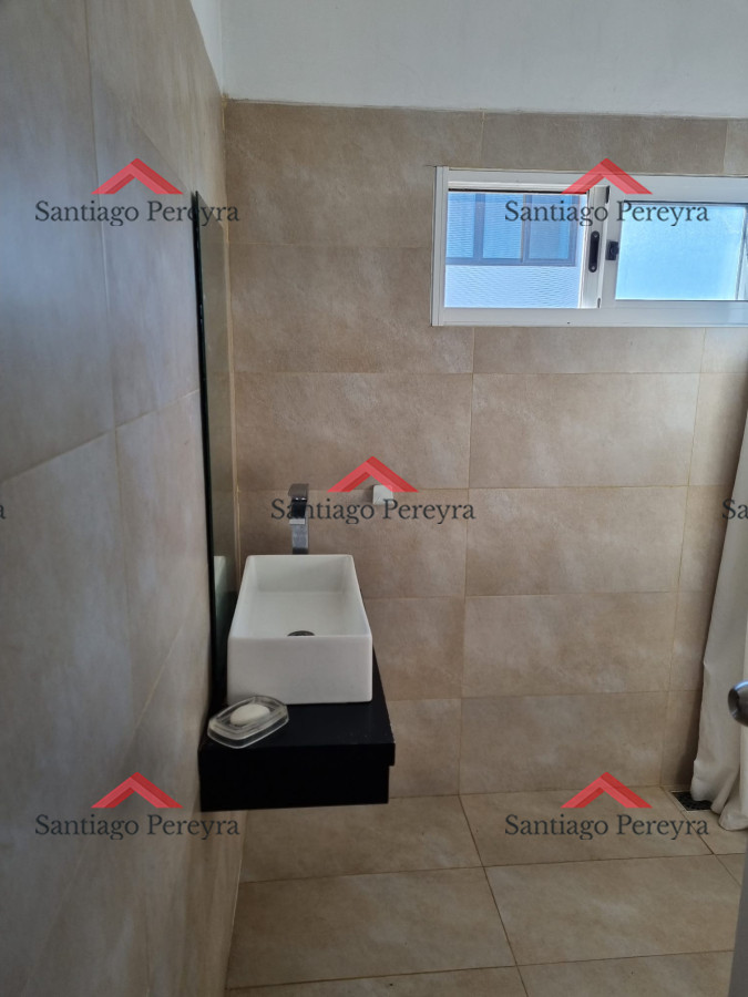 Casa ID.7413 - Casa de estilo minimalista próxima al mar.