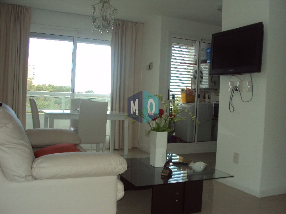 Apartamento ID.147 - Próximo al Shopping. Excelente ubiacacion.