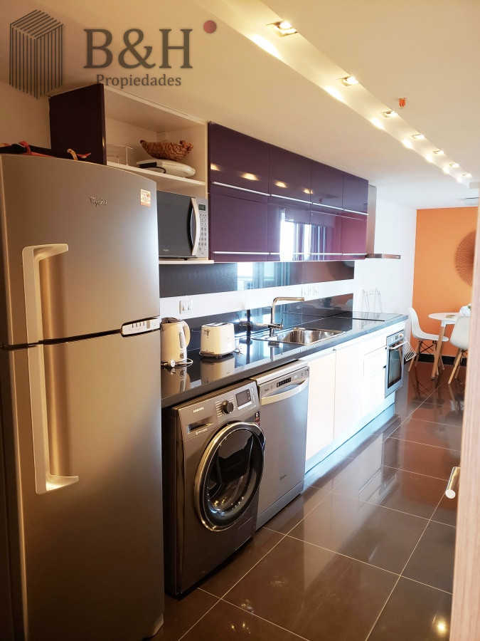 Apartamento ID.428 - Playa Brava , edificio con muy buenos amenities