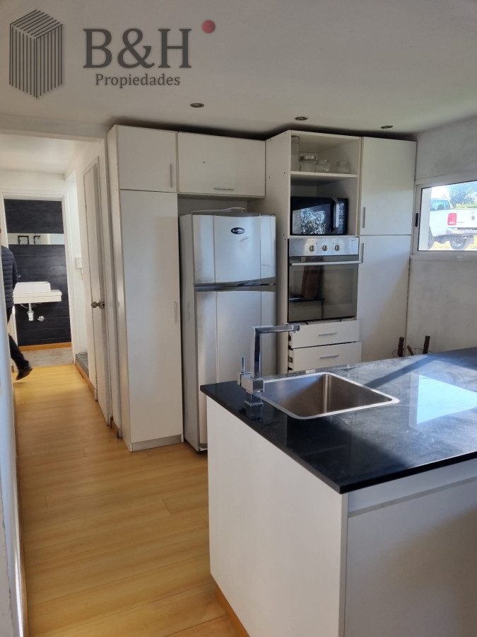 Casa ID.1060 - Casa de estilo minimalista próxima al mar.