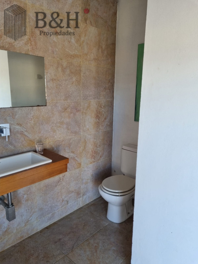 Casa ID.1060 - Casa de estilo minimalista próxima al mar.