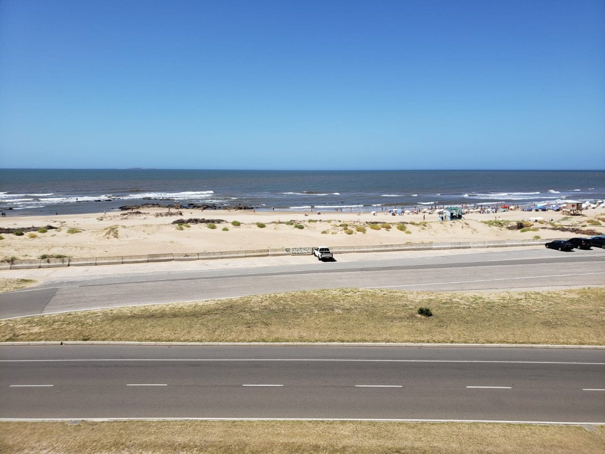 Espectacular departamento con vista al mar