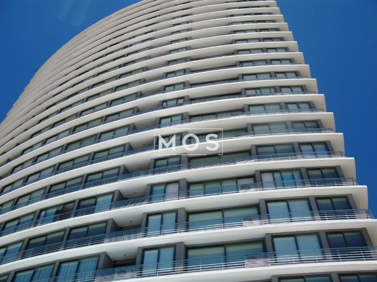 Apartamento ID.3565 - Excelente ubicación, torre nueva.
