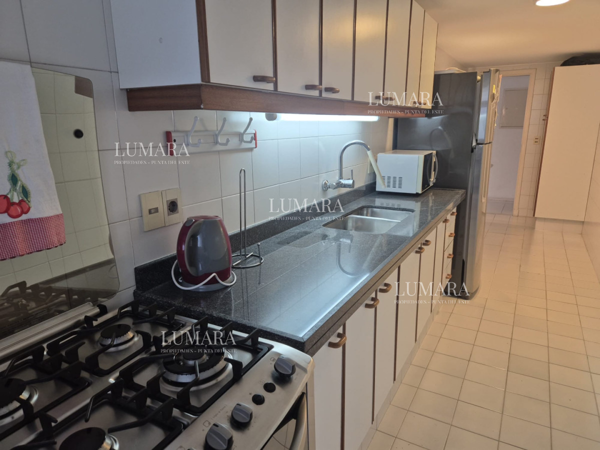 Apartamento ID.3172 - A pasos del mar.