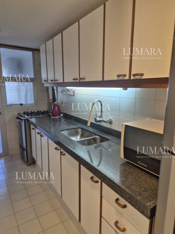 Apartamento ID.3172 - A pasos del mar.