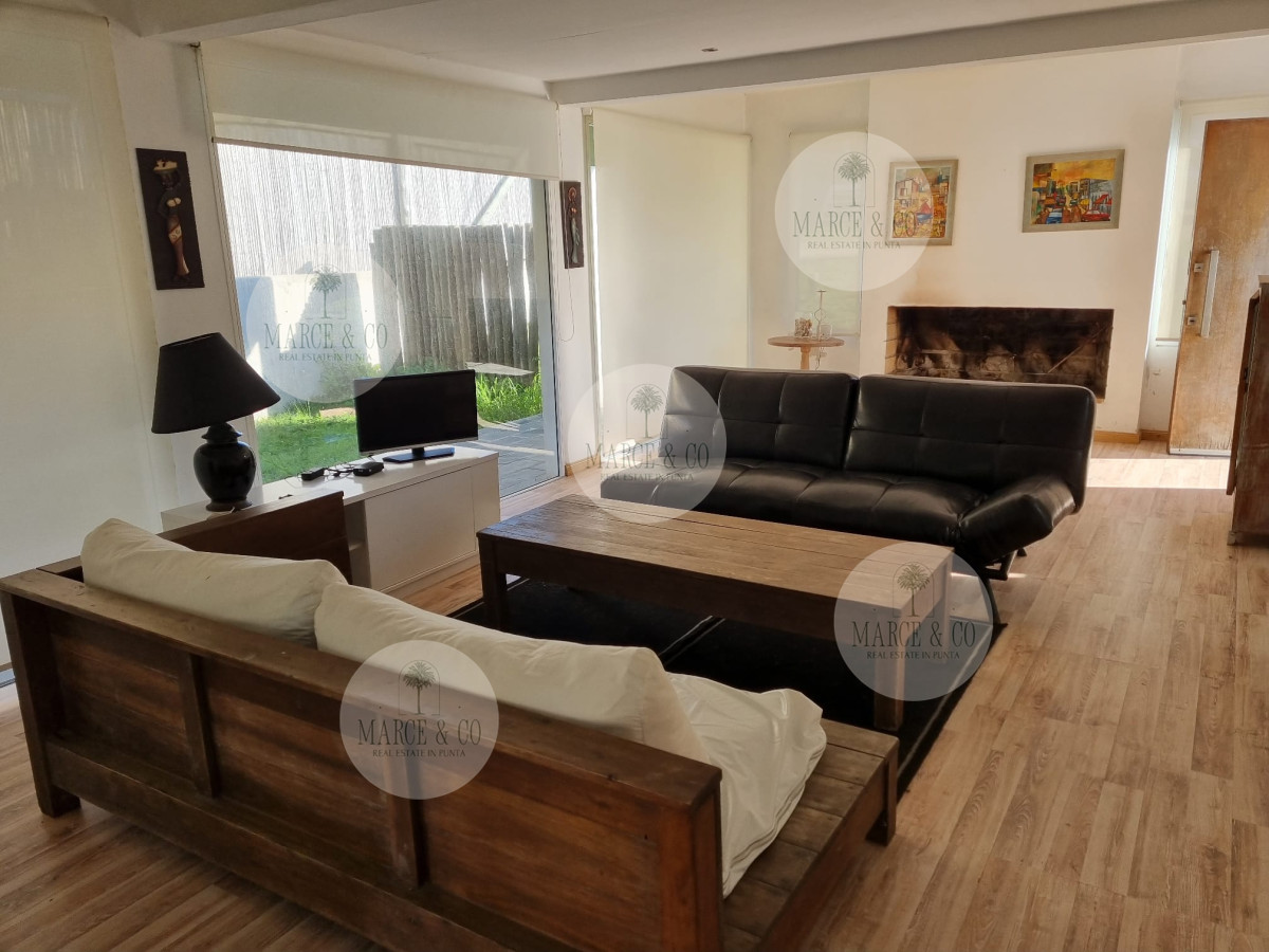 Casa ID.657 - Casa de estilo minimalista próxima al mar.