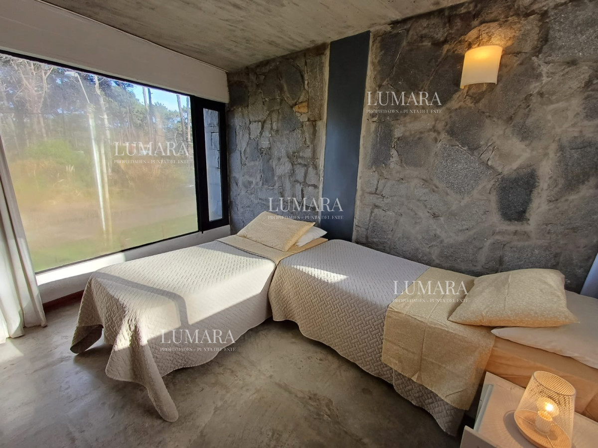 Casa ID.537 - Chalet con moderno diseño en Montoya