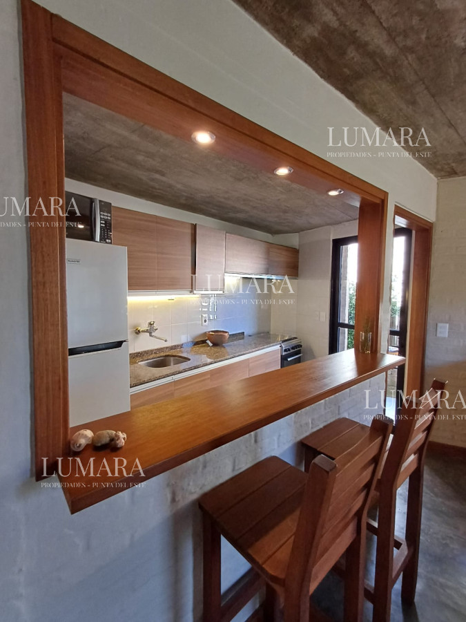 Casa ID.537 - Chalet con moderno diseño en Montoya