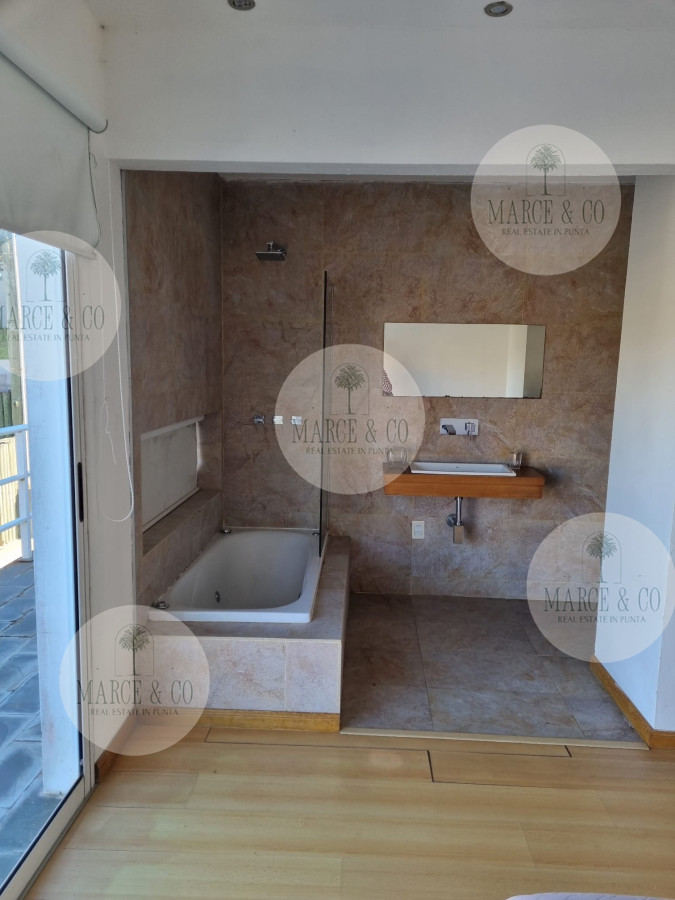 Casa ID.657 - Casa de estilo minimalista próxima al mar.