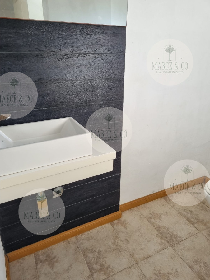 Casa ID.657 - Casa de estilo minimalista próxima al mar.
