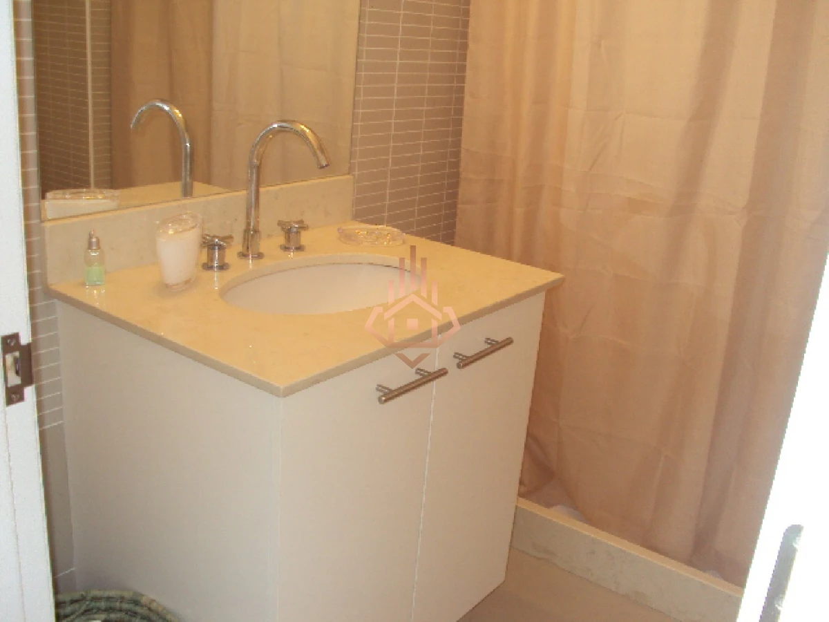 Próximo al Shopping