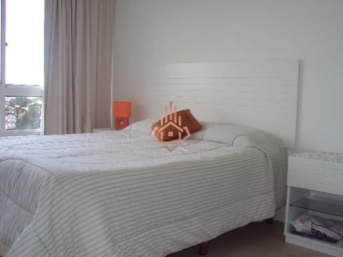 Próximo al Shopping