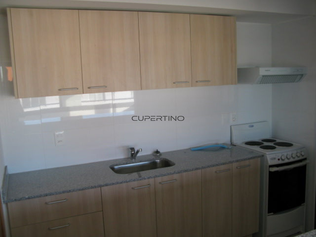 Apartamento ID.1720 - A pasos del centro de Maldonado3 Dormitorios.