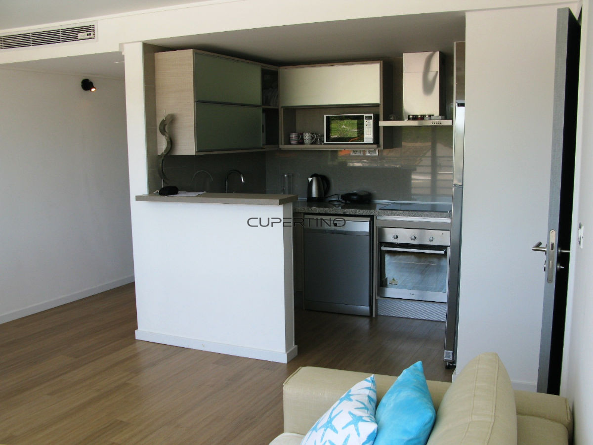 Apartamento ID.1614 - Excelente ubicación, torre nueva.
