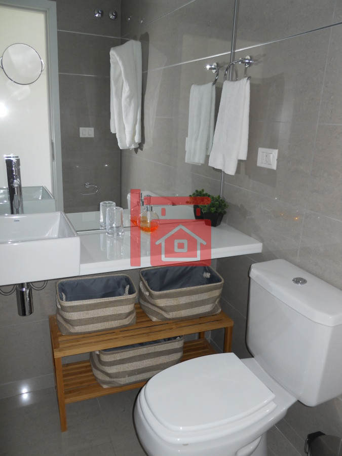 Apartamento ID.717 - Excelente ubicación, torre nueva.
