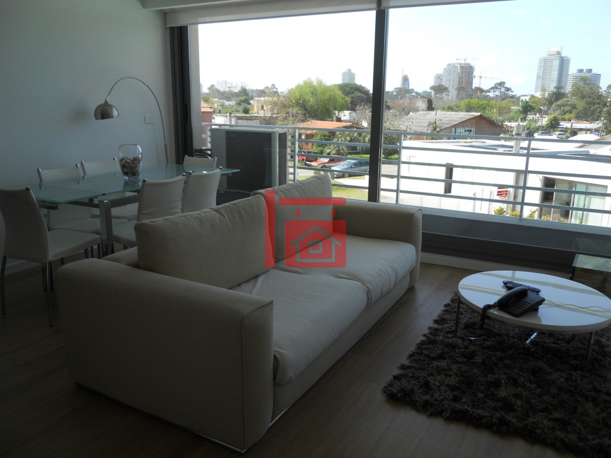Apartamento ID.717 - Excelente ubicación, torre nueva.