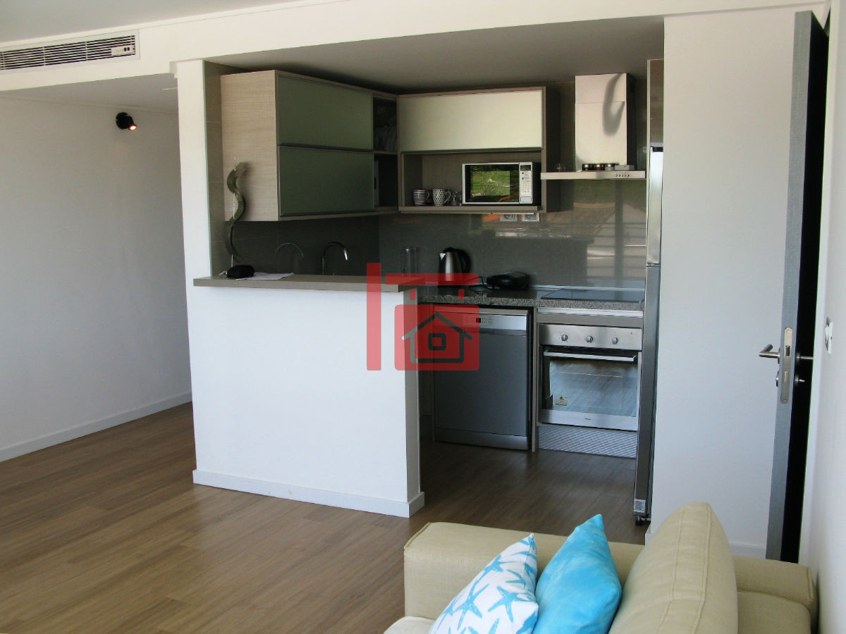 Apartamento ID.717 - Excelente ubicación, torre nueva.