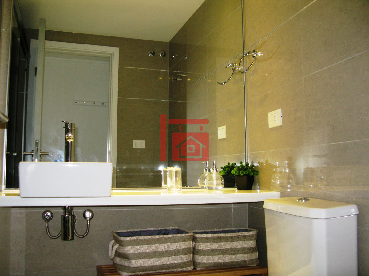 Apartamento ID.717 - Excelente ubicación, torre nueva.