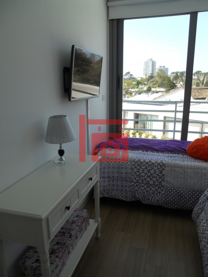 Apartamento ID.717 - Excelente ubicación, torre nueva.