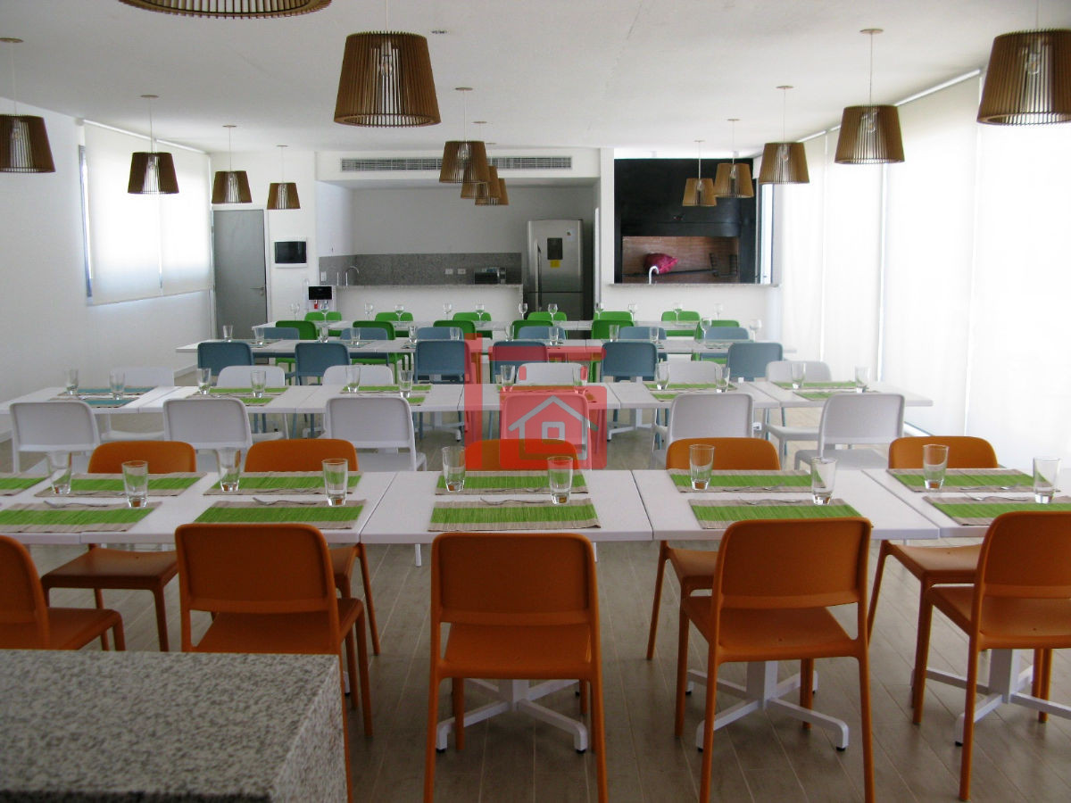 Apartamento ID.717 - Excelente ubicación, torre nueva.