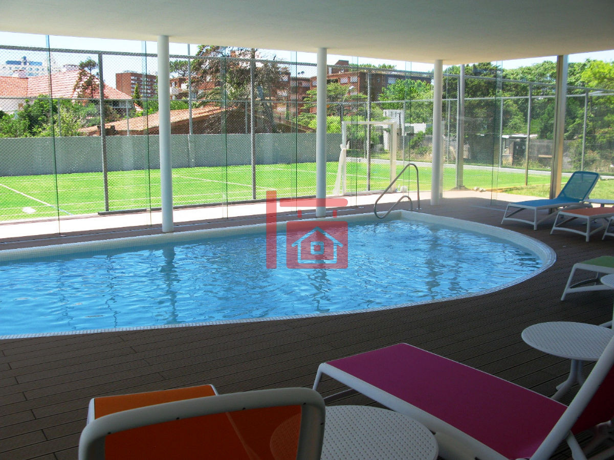 Apartamento ID.717 - Excelente ubicación, torre nueva.