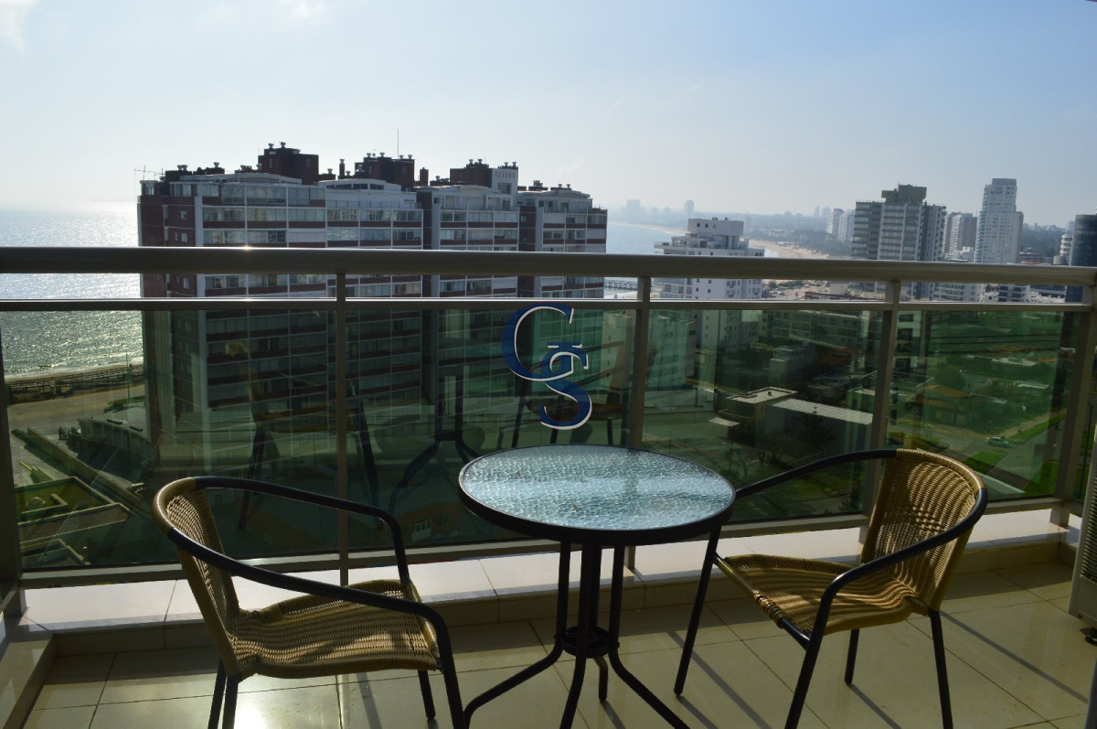 Apartamento ID.292880 - Piso alto con amplios y luminosos ambientes.